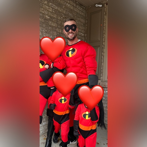 Mr. Incredible Adult costume - Picture 2 of 2